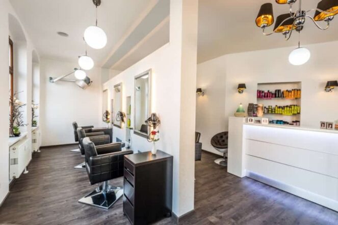 06 cHAARaktHAIR